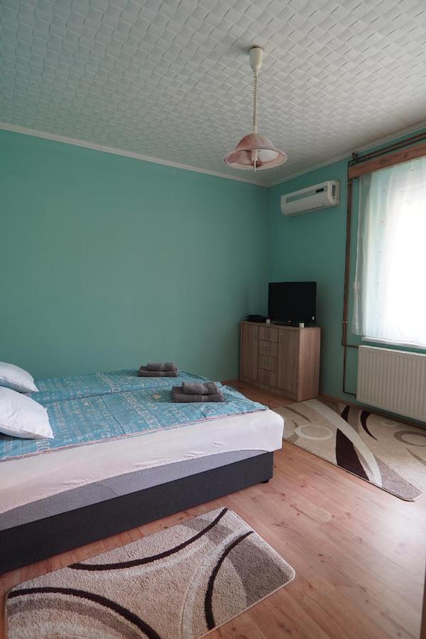 Dia Apartman Pecs Ngoại thất bức ảnh